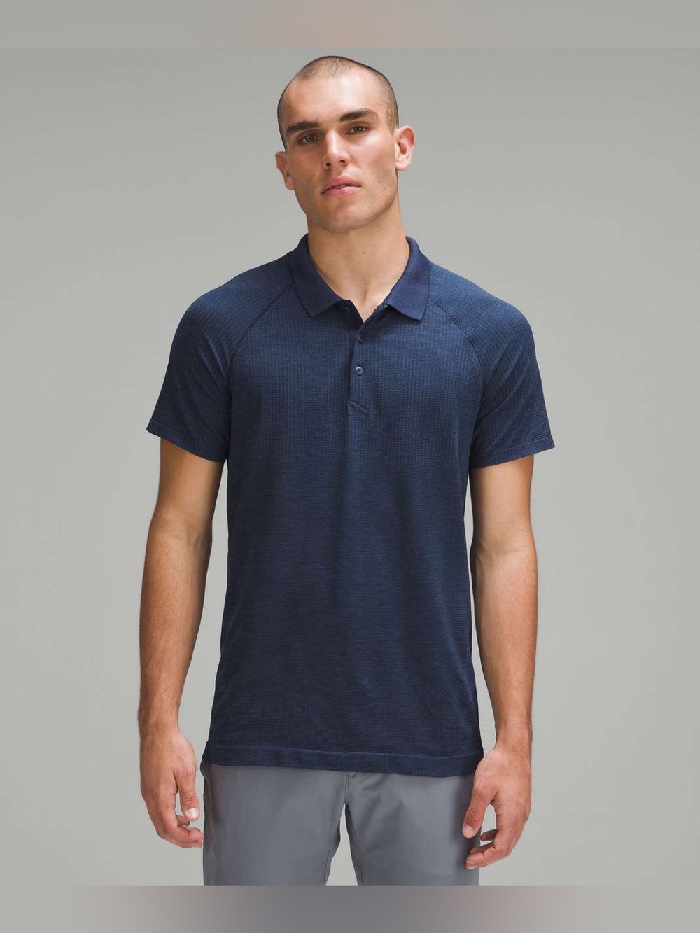 Lululemon Metal Vent Tech Polo Shirt size M Mineral Blue/True Navy MINB/TRNV
